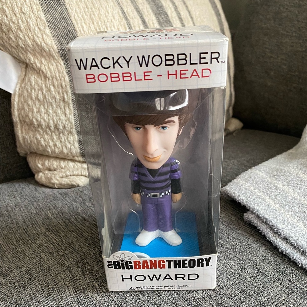 NWT Funko Big Bang Theory Howard Bobble Head